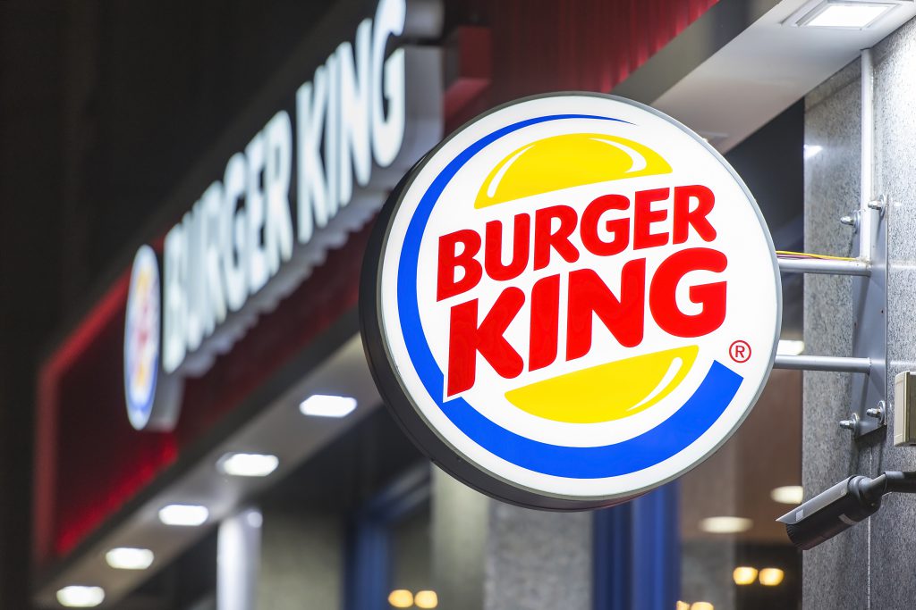 «Бургер Кинг» обратился с жалобой в ФАС на Telegram из-за запрета на рекламу фастфуда