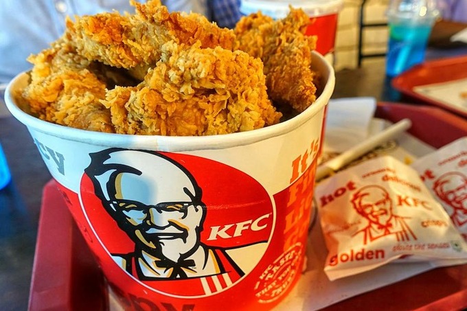 Узбекистан будет поставлять курицу в KFC Таджикистан