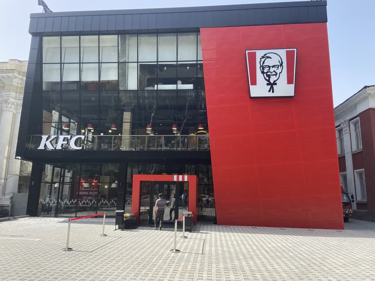В Душанбе появился первый в Таджикистане ресторан KFC